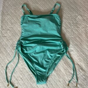 Shade & Shore| women’s one piece Swimwear in seafoam shimmer| Large| EUC
